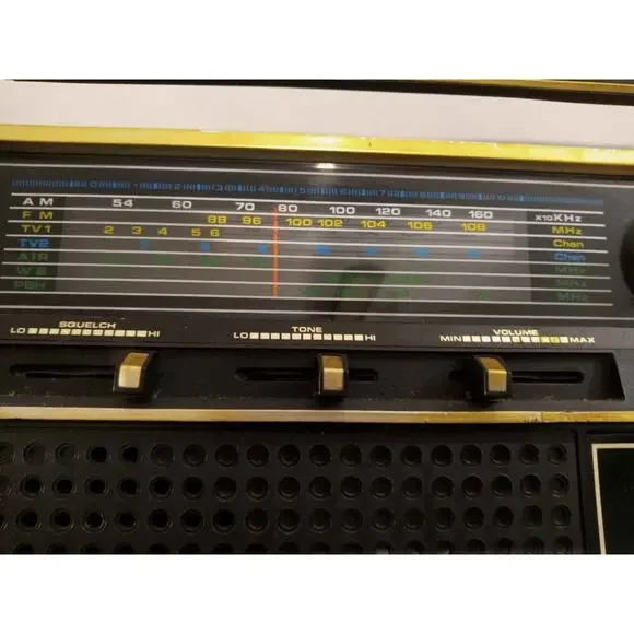 Vintage Janon Solid State AM/FM /TV1 Model No. #2843